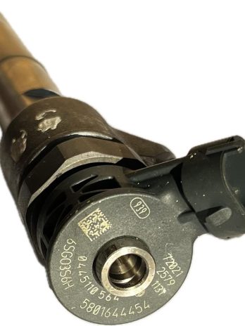 OUTLET Wtryskiwacz Iveco Daily 3.0 Euro 6 5801644454